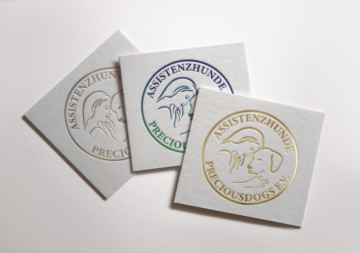 Labrador Logo